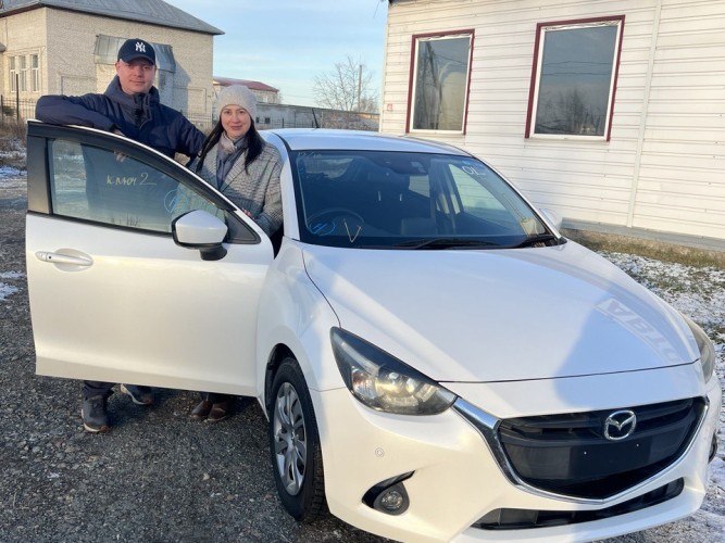 MAZDA DEMIO 2015 год, аукцион 4,5 балла, пробег 33000 км.