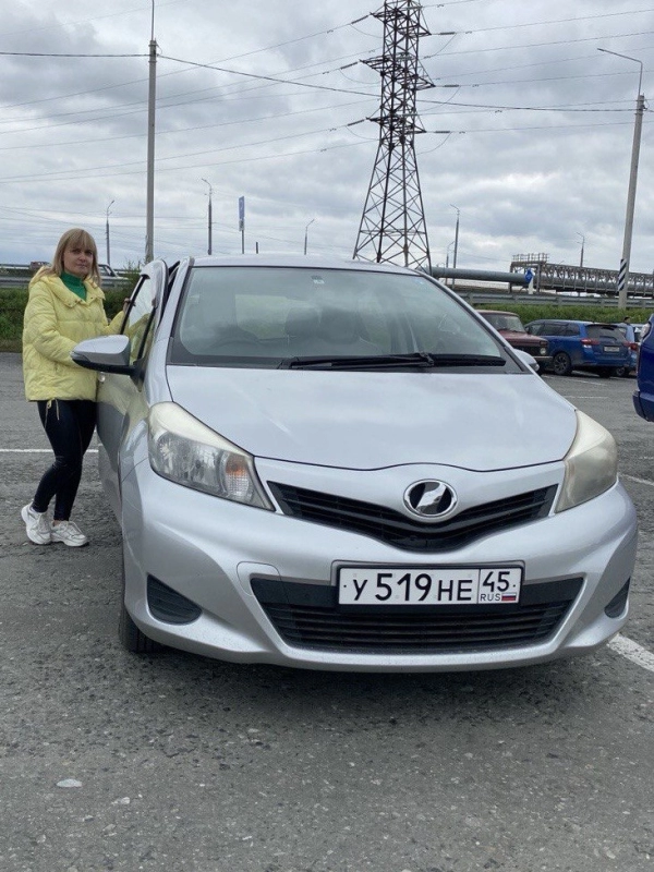 TOYOTA VITZ 2011 год, аукцион 4 балла